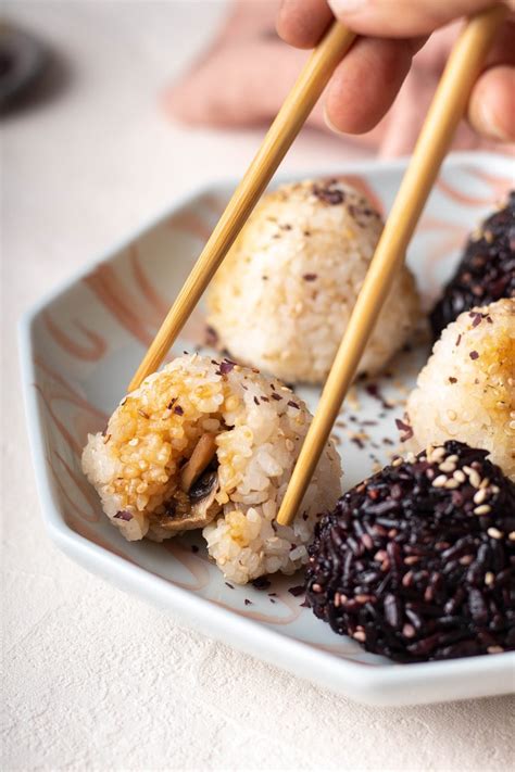 Vegan Yaki Onigiri Japanese Stuffed Rice Balls •