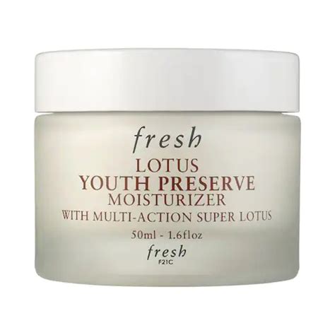 5 Best Moisturizers For Dry Skin That Are A Must-Try This Summer