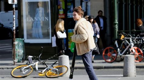 París vota a favor de prohibir los monopatines eléctricos en sus calles