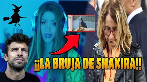 SHAKIRA LA LÍA COLOCA UNA BRUJA EN SU BALCÓN DIRECCIÓN A LA CASA DE