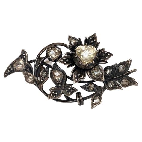 Majestic Silver On Gold Antique Brooch With 116ct Rose Cut Diamonds