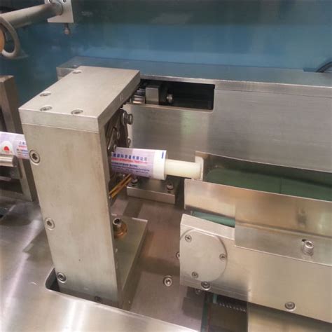 B Gls Iii Automatic Laminated Tube Machine China Cosmetic Plastic