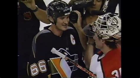 Flyers Fans Cheer Mario Lemieux Before First Retirement 1997 Ecqf