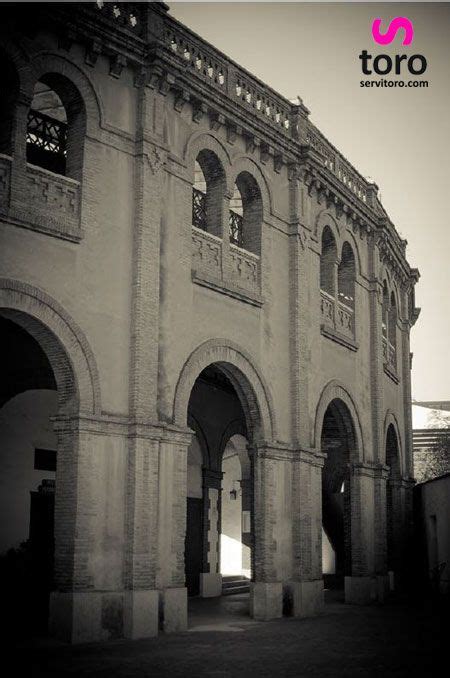 Plaza De Toros Castell N Feria Magdalena Servitoro