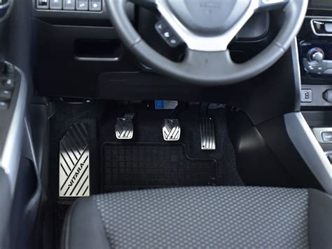 Suzuki Vitara Ii Pedals And Footrest Autocovr Quality Crafted