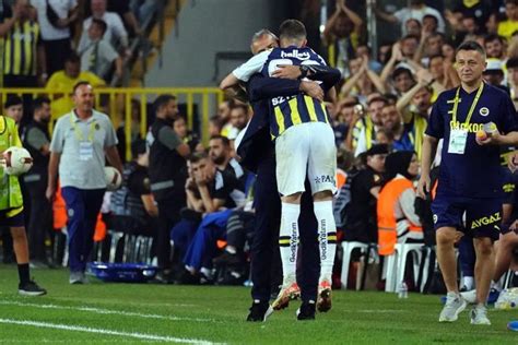 Fenerbahçe de 6 numara krizi Transfer gerçeği ortaya çıktı İsmail