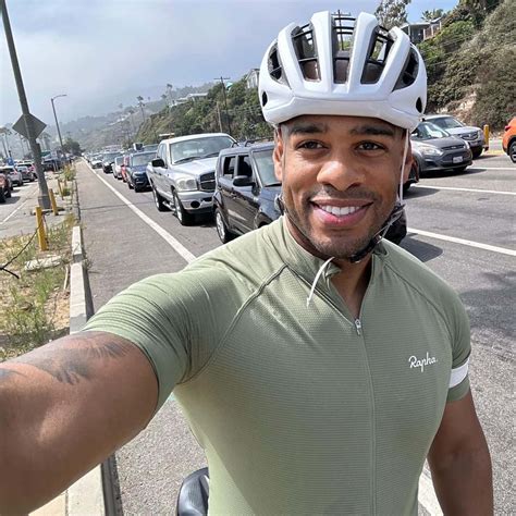 Gma Star Demarco Morgan Gives Major Fitness Goals As He Goes Cycling