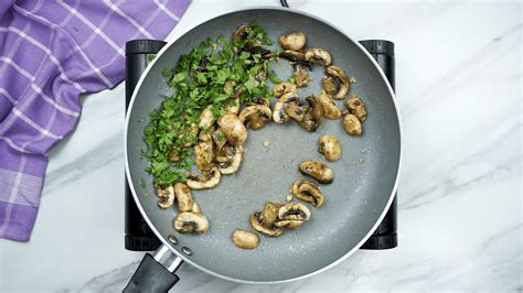 How To Steam Mushrooms Step By Step Guide Let S Foodie