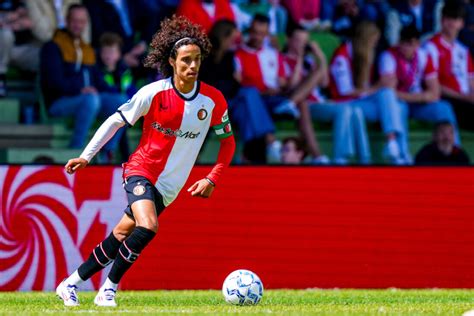 Zechiël over aanvoerderschap Tuurlijk maakte me FeyenoordPings