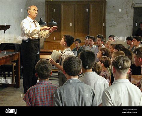 Gerard Jugnot As Clement Mathieu Titre Du Film Les Choristes Banque D