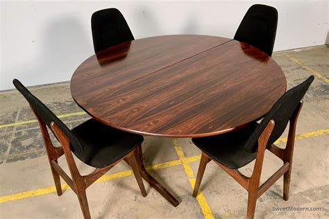 Rosewood Dining Room Set