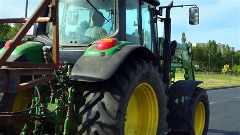 Pijany traktorzysta o mało nie rozbił osobowego auta Jadący nim