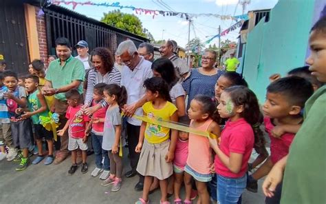 Alcald A De Managua Inaugura Nuevas Calles Pavimentadas En El Barrio