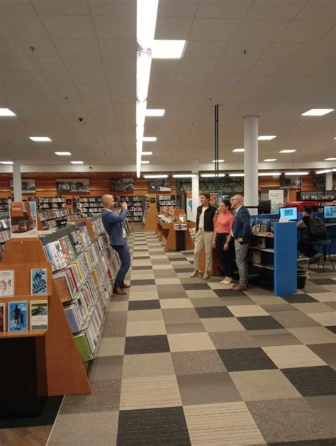 Officiële opening vernieuwde Bibliotheek