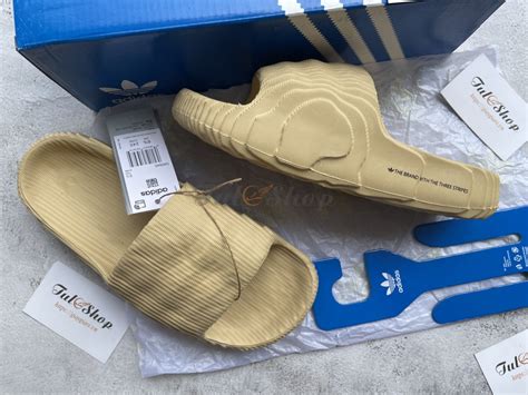 Dép Adidas Adilette 22 Slide St Desert Sand Mới Giảm 25