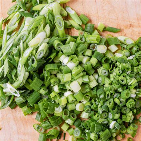 How To Cut Green Onions 4 Easy Steps