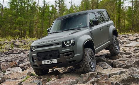 Hardcore Land Rover Defender OCTA Unveiled Confirmed For Australia