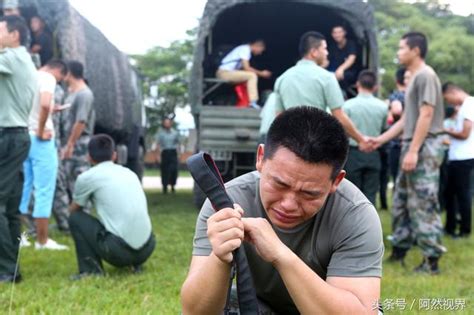 為何年年都淚奔？退伍老兵離隊返鄉 淚目不忍直視 每日頭條