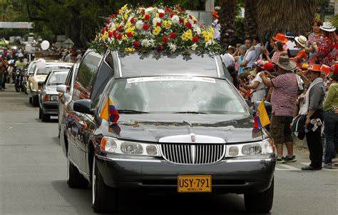 Conoce la curiosa historia de la carroza fúnebre que trasladó a Chávez