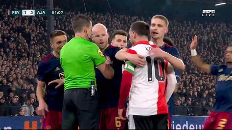 Ajax Kaptan Dusan Tadic Orucunu Sahada A T In Orkun K K Ile