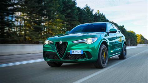 Alfa Romeo Stelvio Quadrifoglio 2020 la renovación del SUV Premium