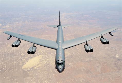 Here's the What It Is like to Fly a B-52 Bomber | The National Interest