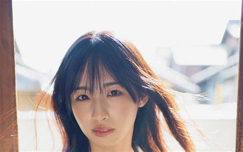 日向坂46・松田好花、『blt Graph 』表紙で女性らしい艶やかな魅力を披露 画像一覧（3 8） The First Times