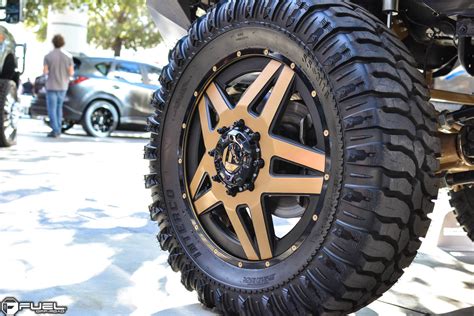 Ford F-350 Dually Full Blown Dually Rear - D254 Gallery - MHT Wheels Inc.