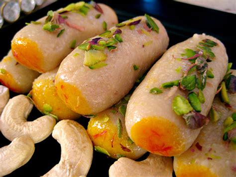 Kaju Roll Recipe In Hindi By Sonia Goyal - Jaipur The Pink CityJaipur The Pink City