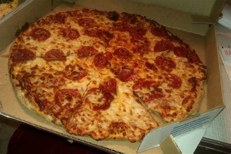 Hello USA: domino's brooklyn style pizza