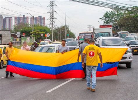 Ojo a esta información para que el paro de taxistas en Medellín no lo