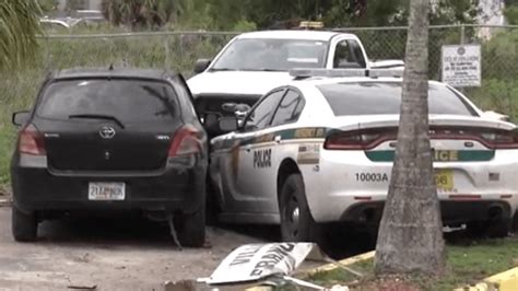 Man Crashes Into Police Car During Chase In Nw Miami Dade