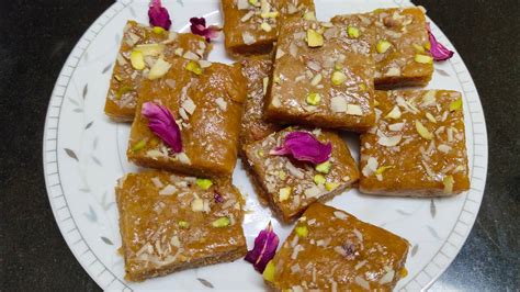 लक क बरफ Lauki ki Barfi Very Tasty and Sweet made by Manju