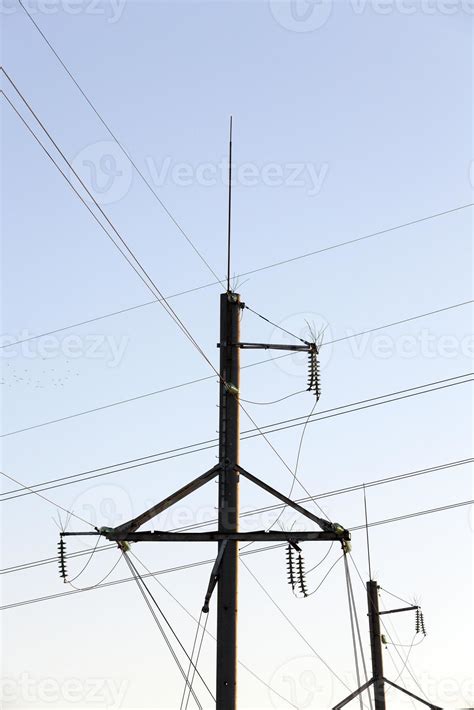 High-voltage power lines 9453005 Stock Photo at Vecteezy