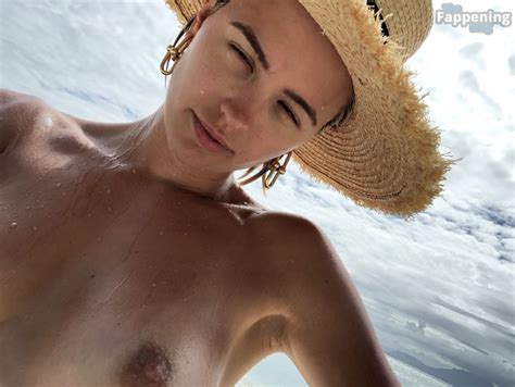 Jesinta Franklin Jesinta Franklin Model Nude Leaks Photo 107 TheFappening