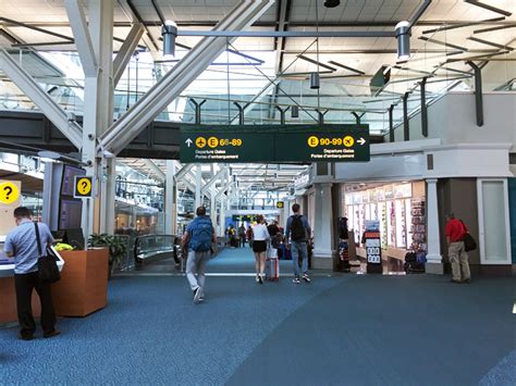 YVR Vancouver International Airport: International Terminal Pier E [Review]