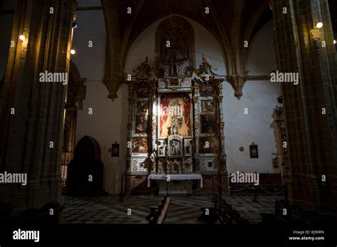 Altar de Nuestra Señora de la Antigua in the Church of Saint Mary the