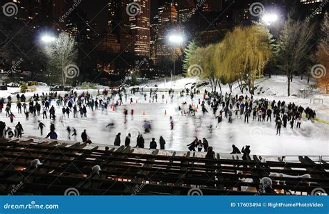 192 Central Park Ice Skating Night Stock Photos - Free & Royalty-Free ...