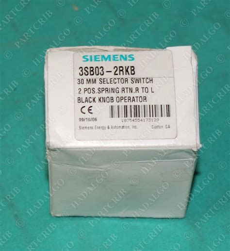 Siemens, 3SB03-2RKB, 30mm Selector Switch 2Pos Spring Return Black Knob ...