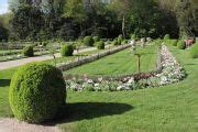 Chateau de Chenonceau gardens; a stunning chateau surrounded by ...