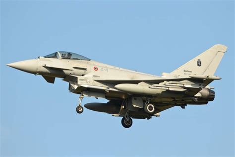 Eurofighter Si Schianta Al Suolo Vicino A Trapani Trovato Il Pilota