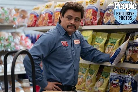 First Look At Searchlight Pictures Flamin Hot What S On Disney Plus