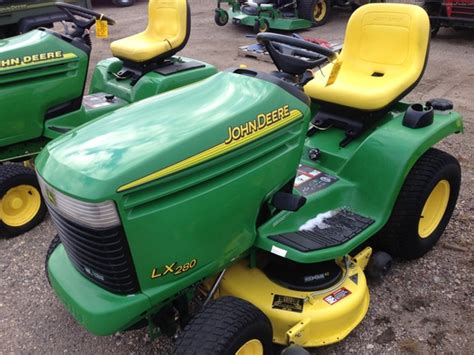 2004 John Deere LX280 Lawn Garden And Commercial Mowing John Deere