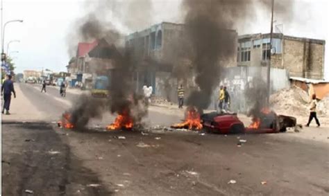 Troubles à Kinshasa deux policiers et deux civils tués par balle