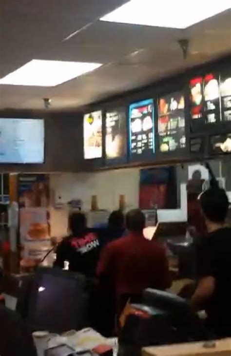 Mcdonalds Worker Punches Manager In Front Of Stunned Customers News