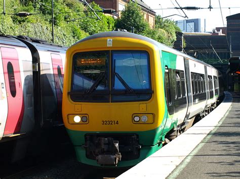 London Midland Class 323 323214 Departs From Five Ways Flickr