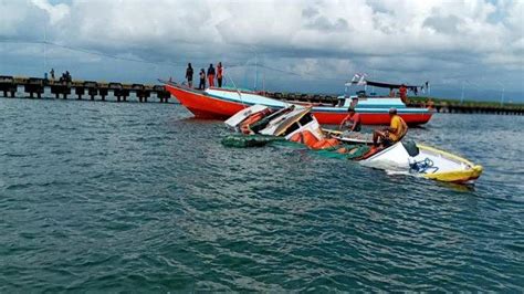 Tragedi Terbaliknya Perahu Jolloro Di Selayar Meninggal Selamat