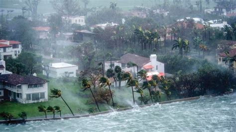 Luragano Idalia Si Abbatte Sulla Florida L Osservatore Romano