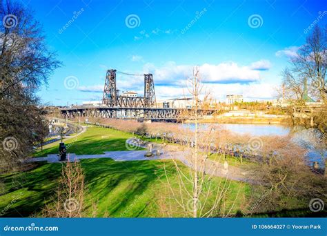 Steel Bridge Across Willamette River in Portland Editorial Photography ...