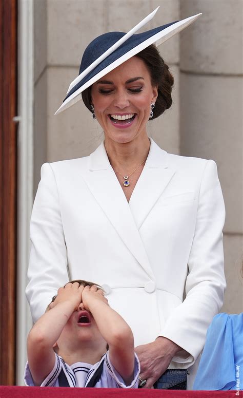 Kate Middletons Outfits At Trooping The Colour